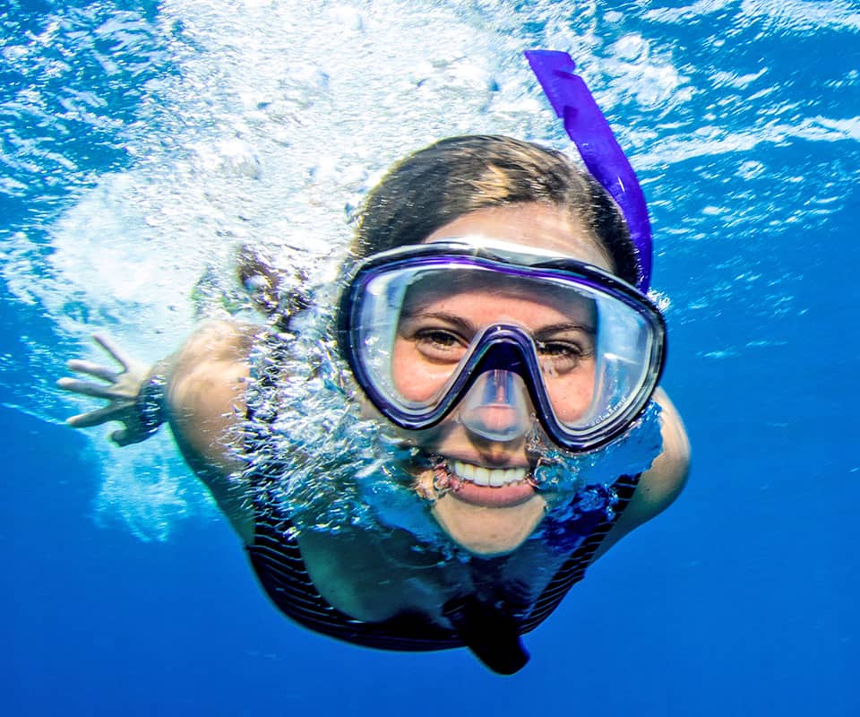  <b>Great Barrier Reef</b> private charters for <b>Snorkellers and Divers. </b>